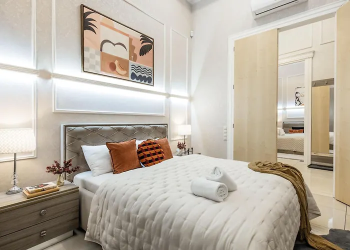 Magnificent 3br W Balcony By The Parliament Budapest