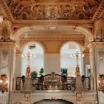 Magnificent 3br W Balcony By The Parliament Lejlighed *