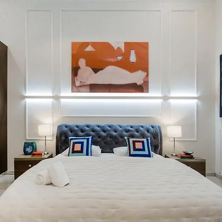Magnificent 3br W Balcony By The Parliament * 布达佩斯