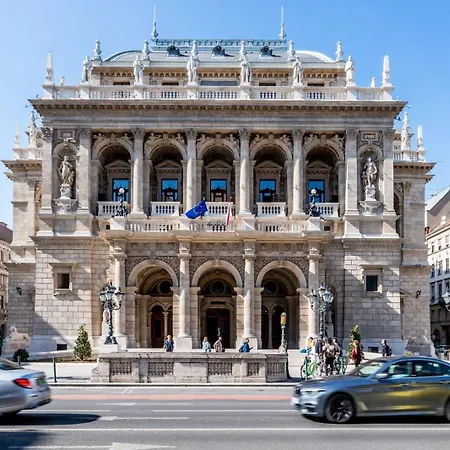 Magnificent 3br W Balcony By The Parliament * Βουδαπέστη