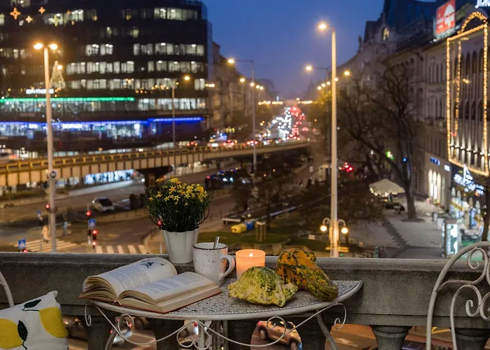 Magnificent 3br W Balcony By The Parliament Апартаменты *