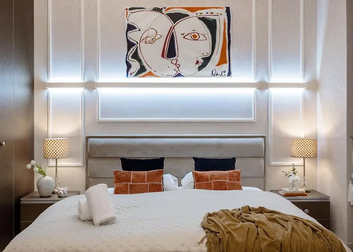 Magnificent 3br W Balcony By The Parliament Апартаменты Будапешт