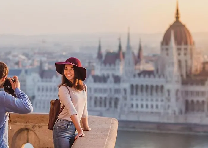 Magnificent 3br W Balcony By The Parliament * Budapest