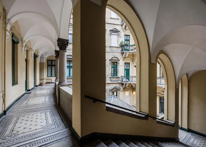 Διαμέρισμα Magnificent 3br W Balcony By The Parliament *